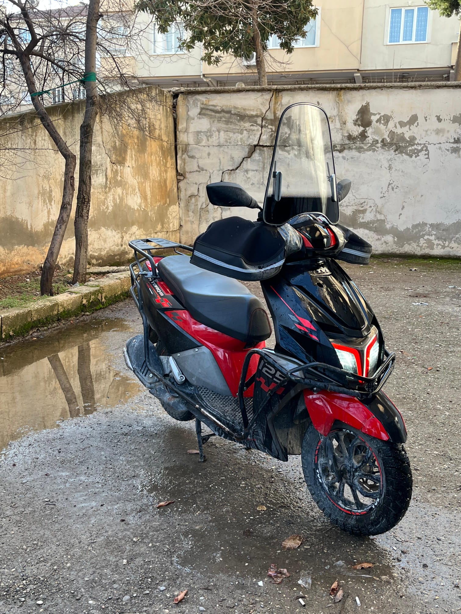 Motor Resmi